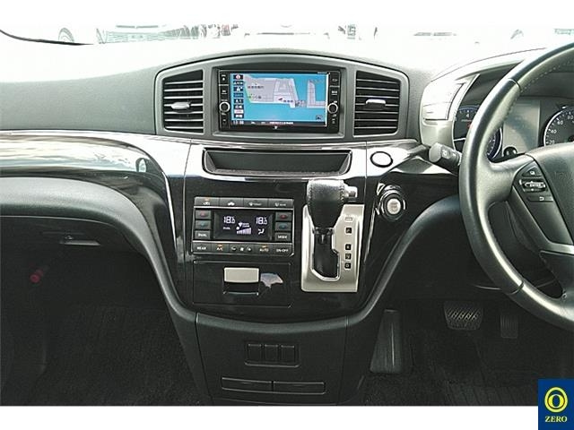 NISSAN ELGRAND 2019