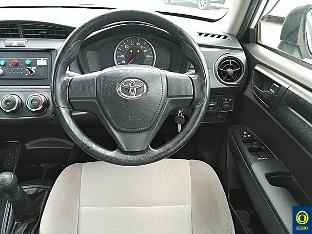 TOYOTA COROLLA AXIO 2017