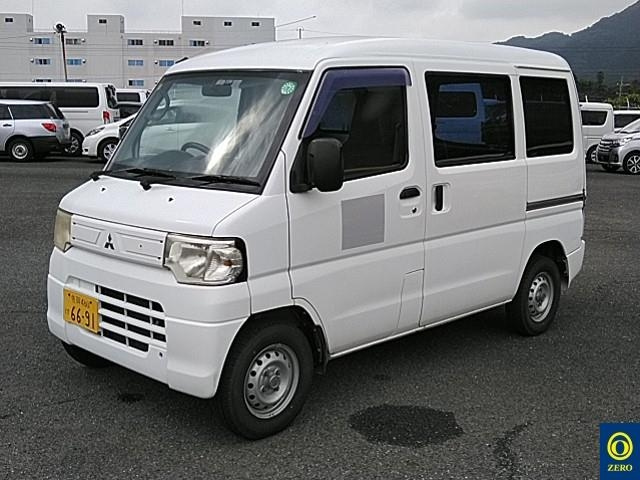 MITSUBISHI MINICAB VAN 2013