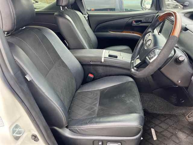 TOYOTA ESTIMA HYBRID 2016