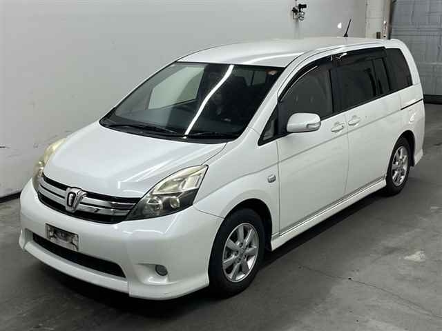 TOYOTA ISIS 2013