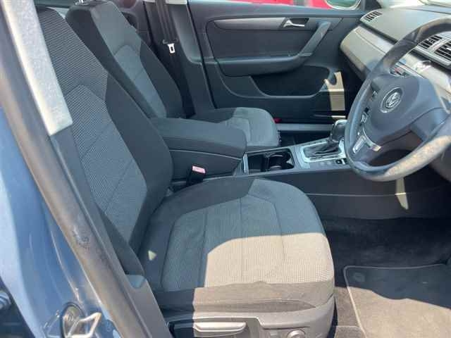 VOLKSWAGEN PASSAT 2013