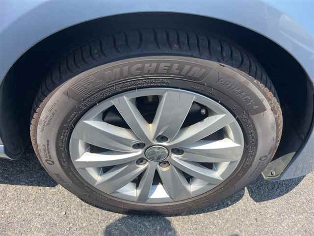 VOLKSWAGEN PASSAT 2013