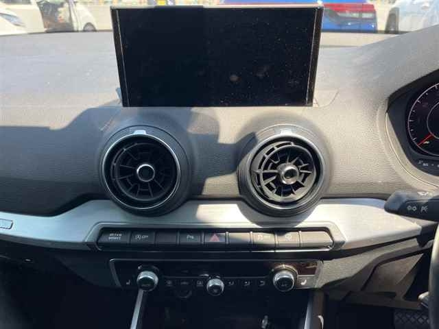 AUDI Q2 2017
