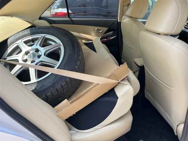 TOYOTA PREMIO 2018