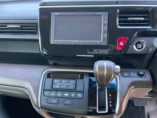HONDA STEP WAGON 2018