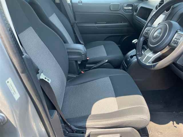CHRYSLER JEEP PATRIOT 2012