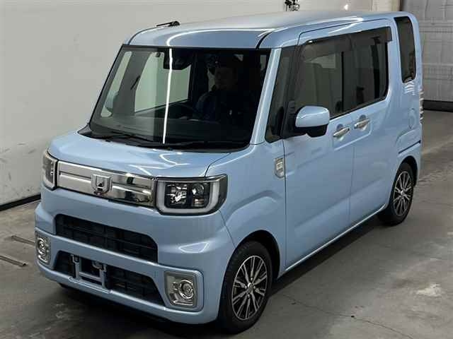 DAIHATSU WAKE 2018