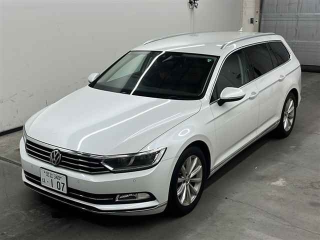 VOLKSWAGEN PASSAT VARIANT 2019