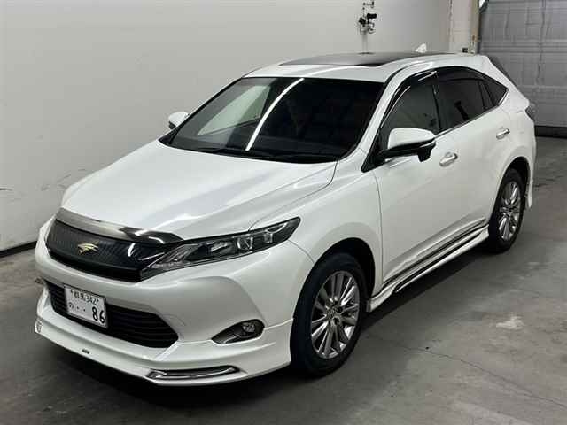 TOYOTA HARRIER 2015