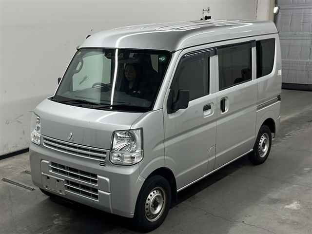 MITSUBISHI MINICAB VAN 2019