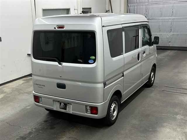 MITSUBISHI MINICAB VAN 2019