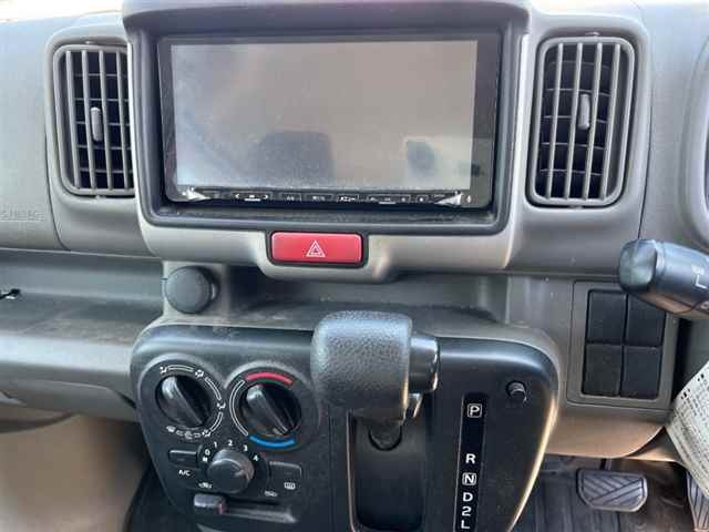 MITSUBISHI MINICAB VAN 2017