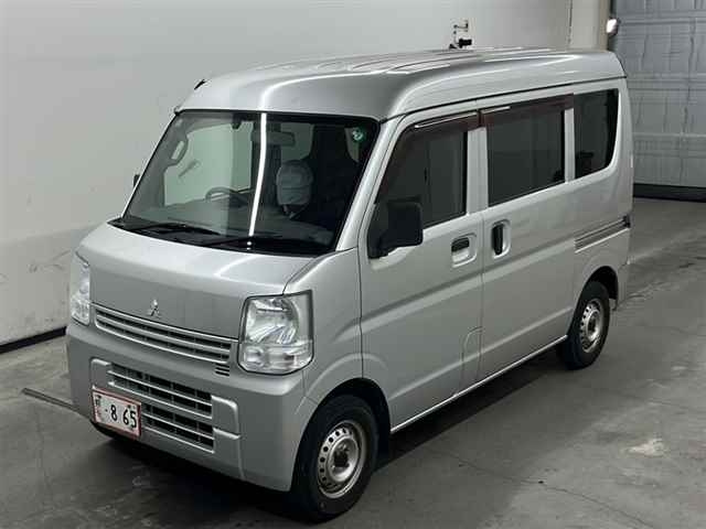 MITSUBISHI MINICAB VAN 2017