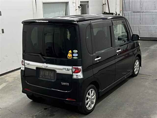 DAIHATSU TANTO 2009