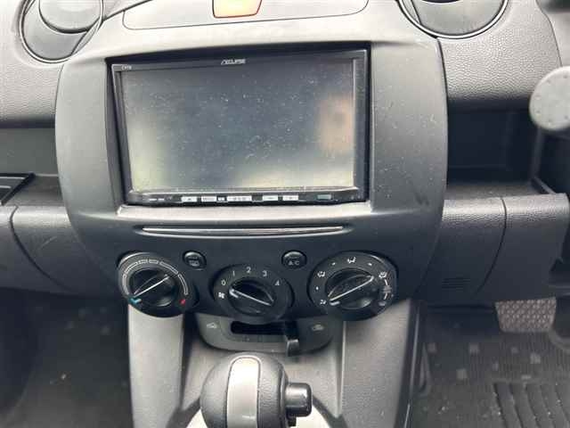 MAZDA DEMIO 2011