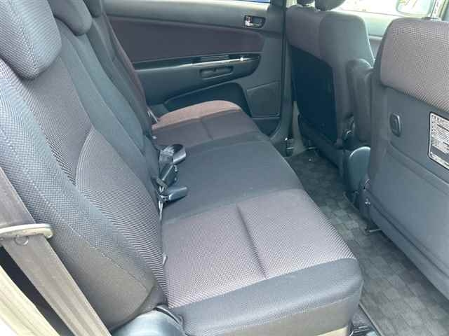 TOYOTA WISH 2008