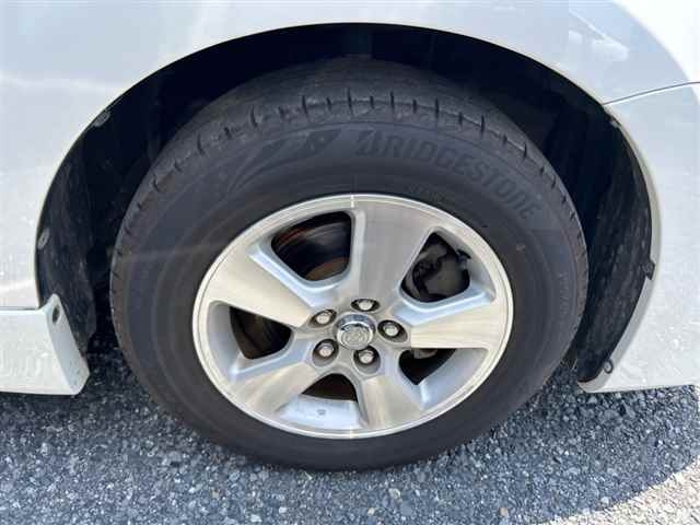 TOYOTA WISH 2008