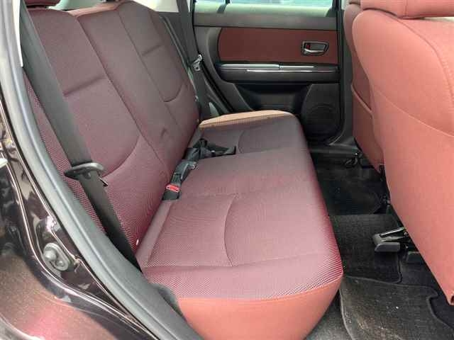 MAZDA VERISA 2010
