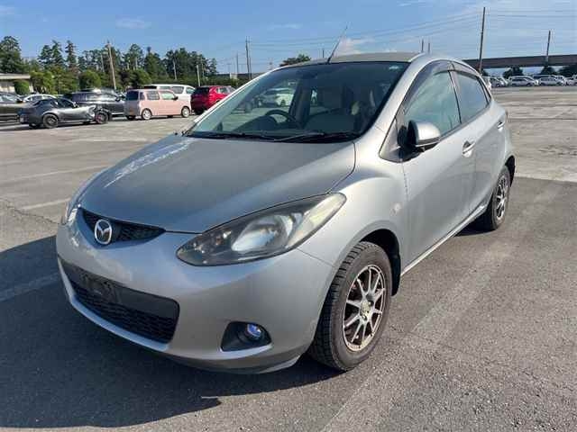 MAZDA DEMIO 2010