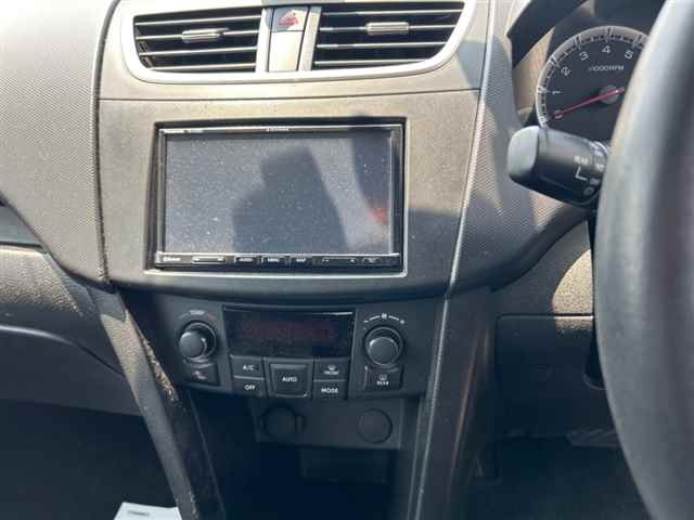 SUZUKI SWIFT 2011
