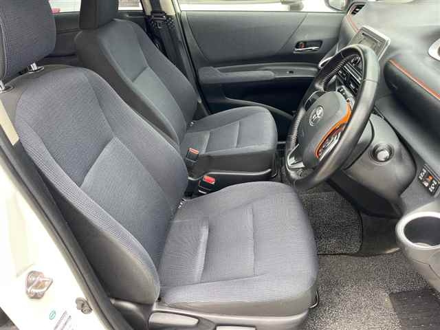 TOYOTA SIENTA 2015