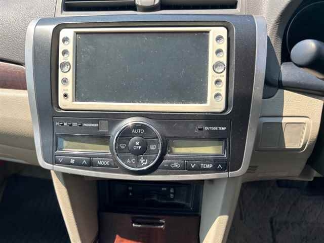 TOYOTA PREMIO 2010