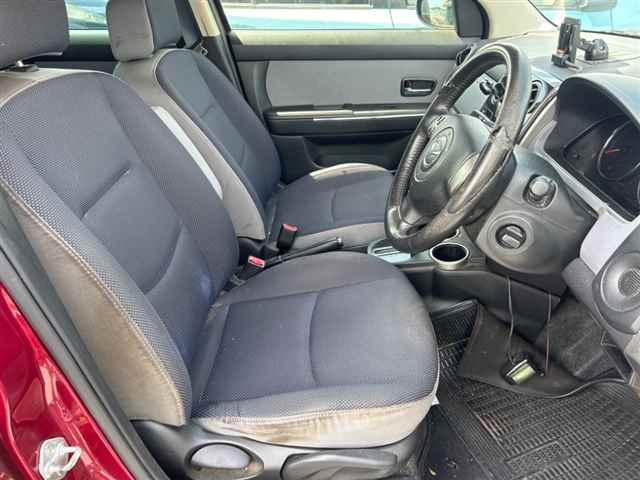 MAZDA VERISA 2011
