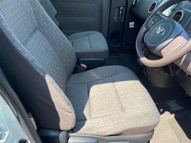 TOYOTA SPADE 2013