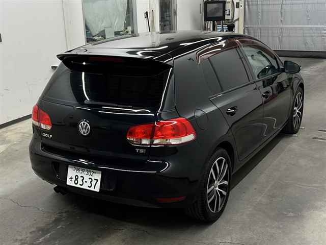 VOLKSWAGEN GOLF 2011