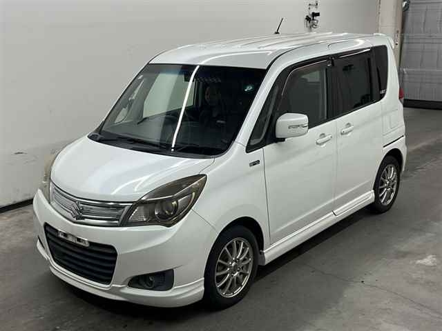 SUZUKI SOLIO 2014
