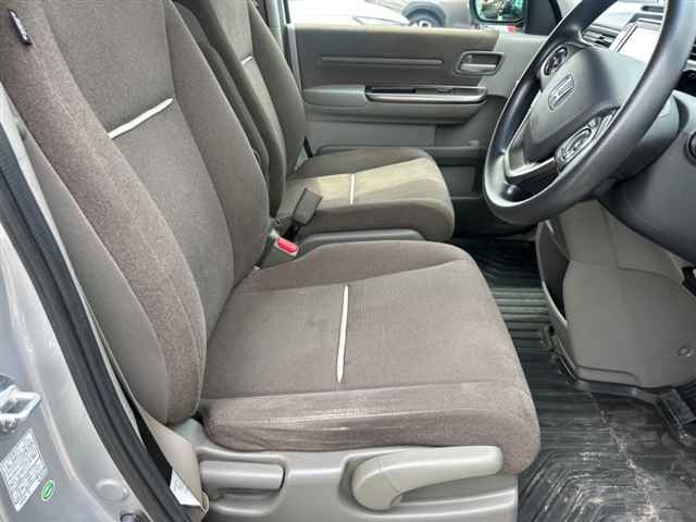HONDA STEP WAGON 2016