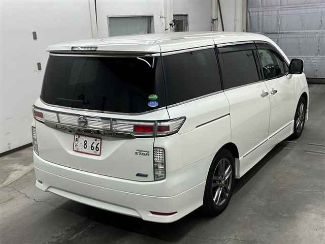NISSAN ELGRAND 2012