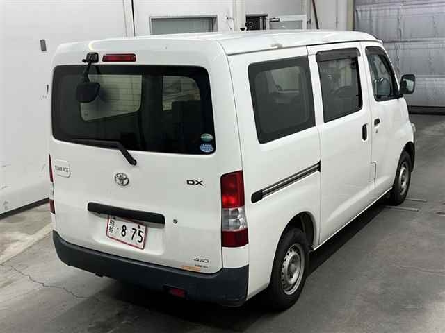 TOYOTA TOWN ACE VAN 2016
