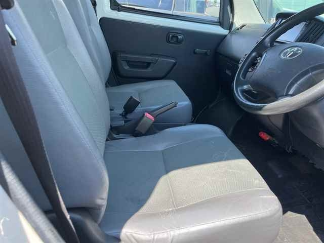 TOYOTA TOWN ACE VAN 2016