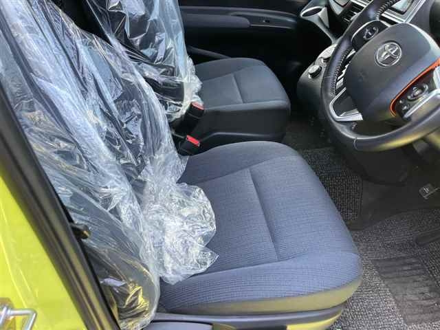 TOYOTA SIENTA 2016
