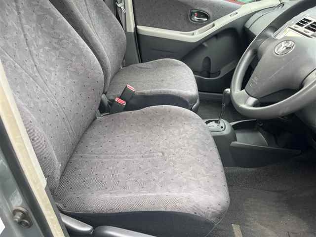 TOYOTA VITZ 2008