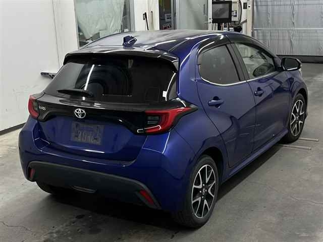 TOYOTA YARIS 2021