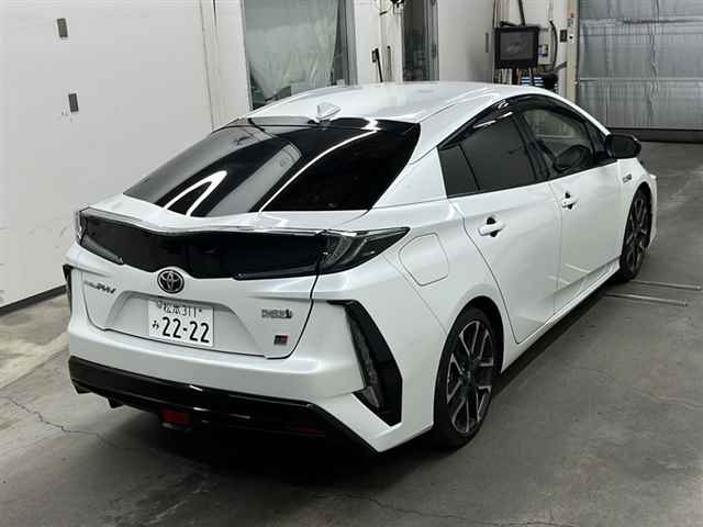 TOYOTA PRIUS PHV 2022