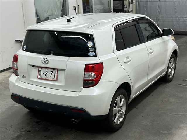TOYOTA IST 2008