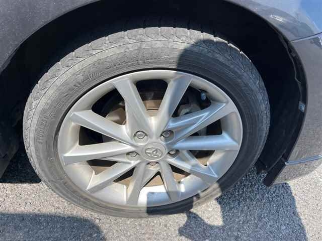 TOYOTA PRIUS ALPHA 2013