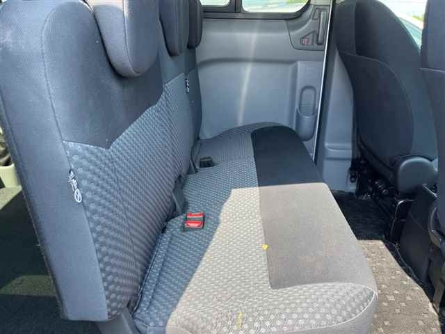 NISSAN NV200 2022