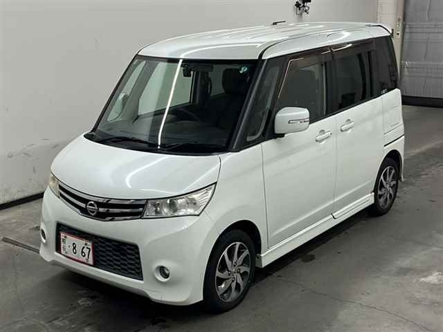 NISSAN ROOX 2012