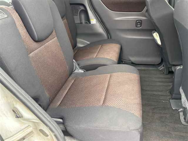 NISSAN ROOX 2012