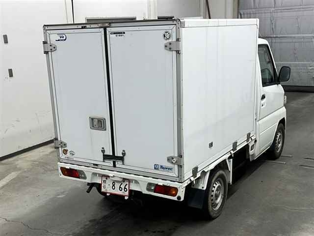 NISSAN CLIPPER TRUCK 2013