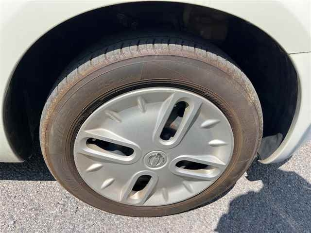 NISSAN CUBE 2012