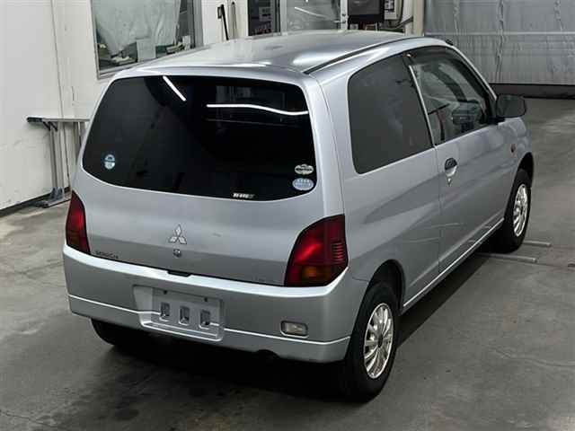 MITSUBISHI MINICA 2011