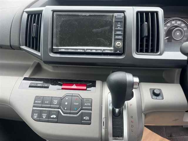 HONDA STEP WAGON 2010