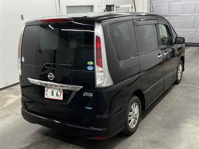 NISSAN SERENA 2013
