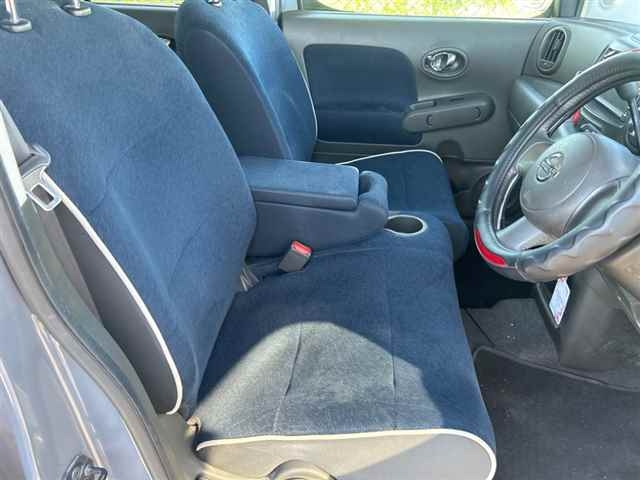 NISSAN CUBE 2010